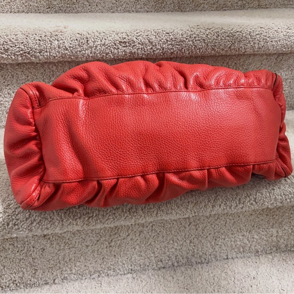 Gucci D-Ring Hobo Bag - Picture 5 of 12